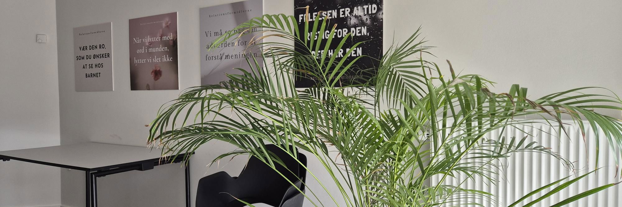 Undervisningslokale med citater
